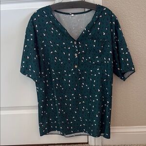 V-Neck Teal Heart & Spot Short Sleeve Blouse